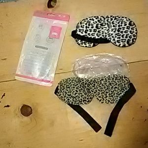 His & hers cougar Blind Folds lot